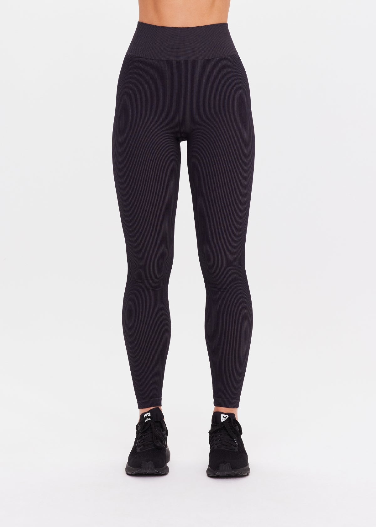 Ribbed Seamless 25in Midi Pant